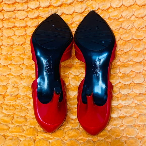 LifeStride Saldana d'Orsay Pump - Picture 6 of 6